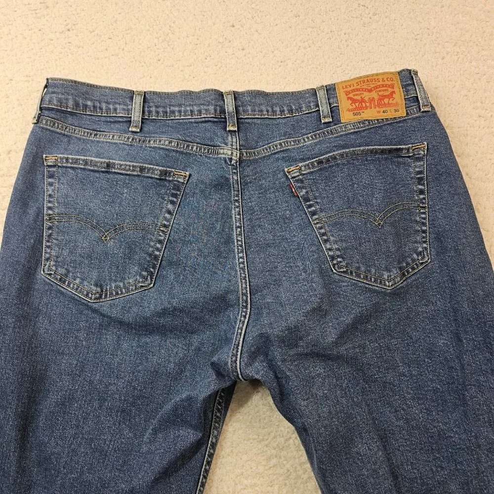 Levi's 505 Jeans Mens 40x30 Blue Denim Straight Leg Relaxed Fit Dadcore Normcore